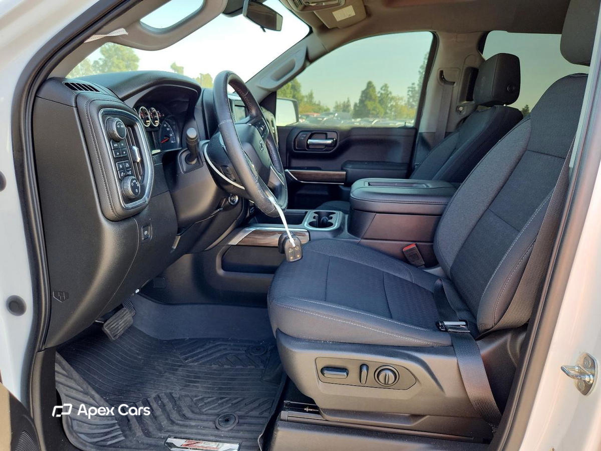 Chevrolet Silverado 2021