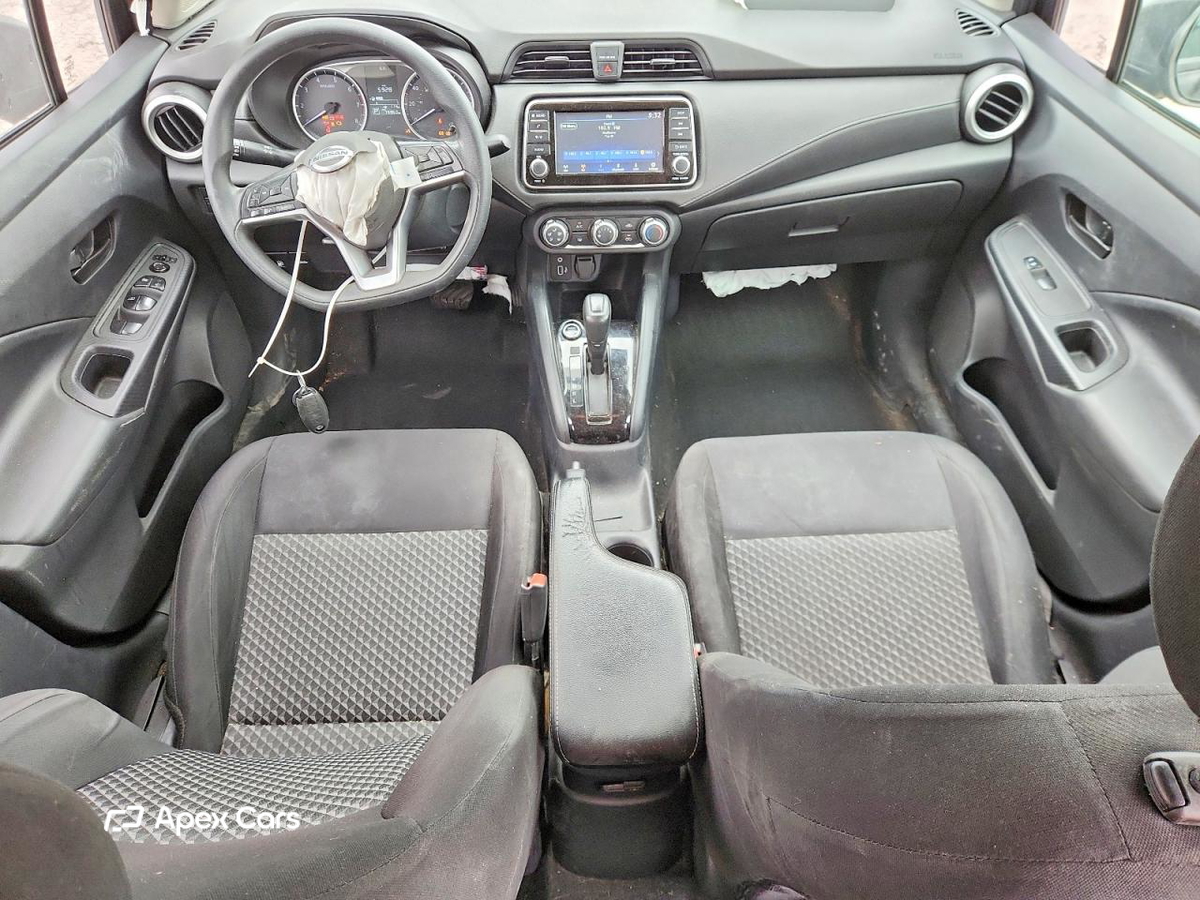 Nissan Versa 2021