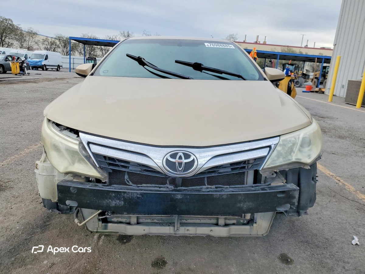 Toyota Camry 2012