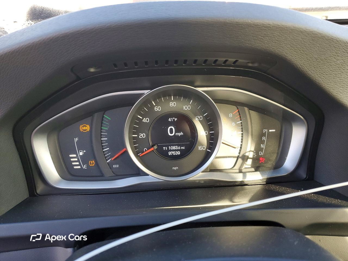 Volvo V60 2015