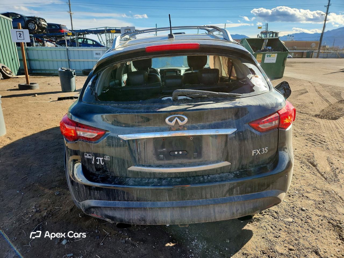 Infiniti FX 2011