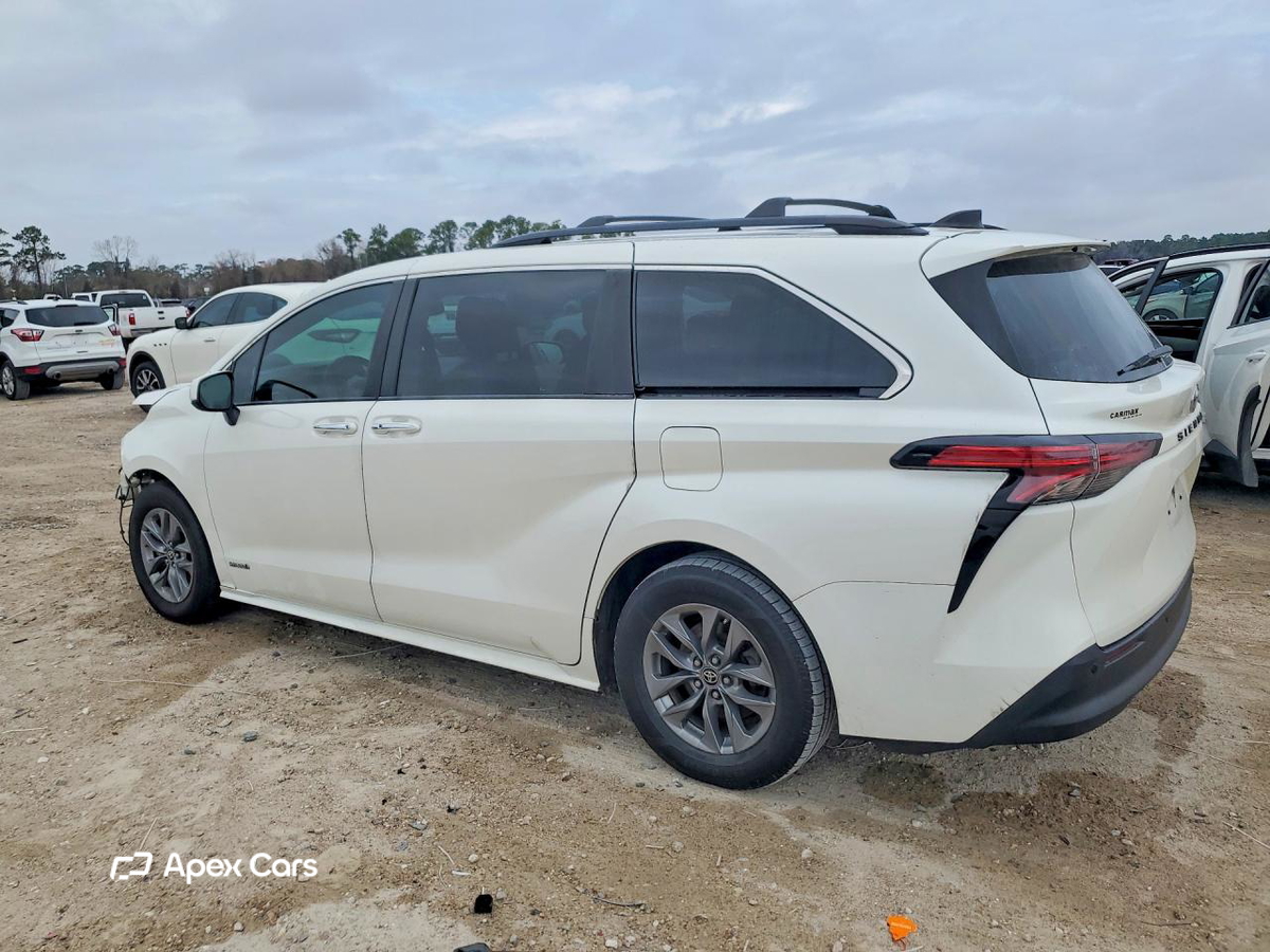 Toyota Sienna 2021