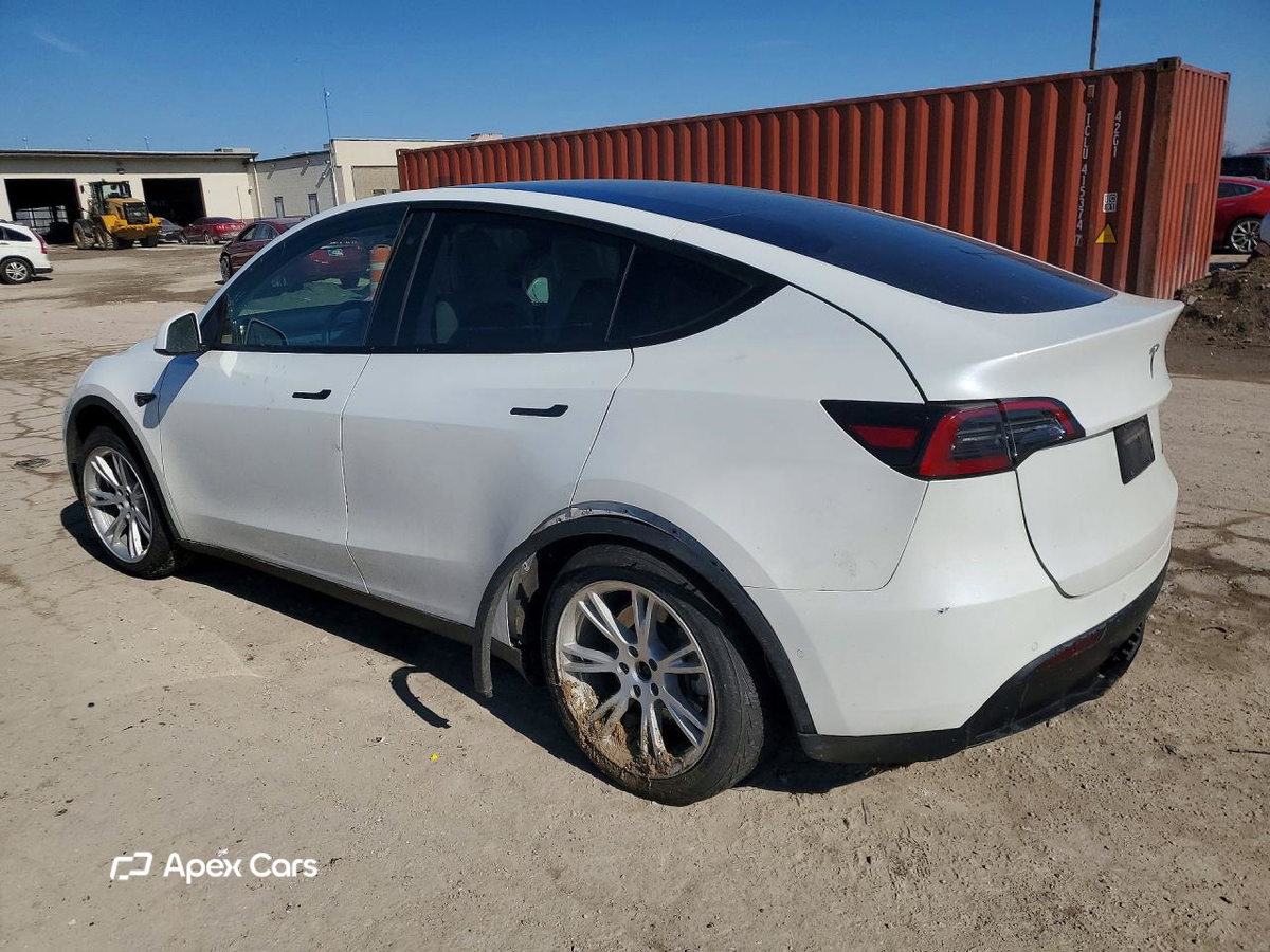 Tesla Model Y 2022