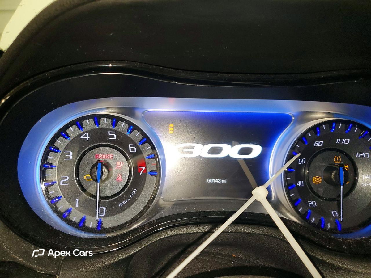 Chrysler 300 2017