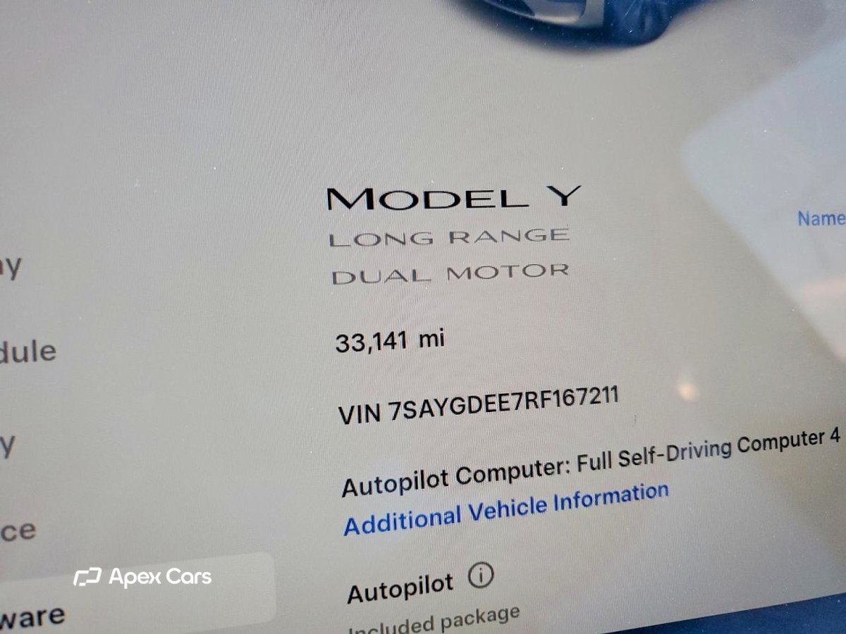 Tesla Model Y 2024