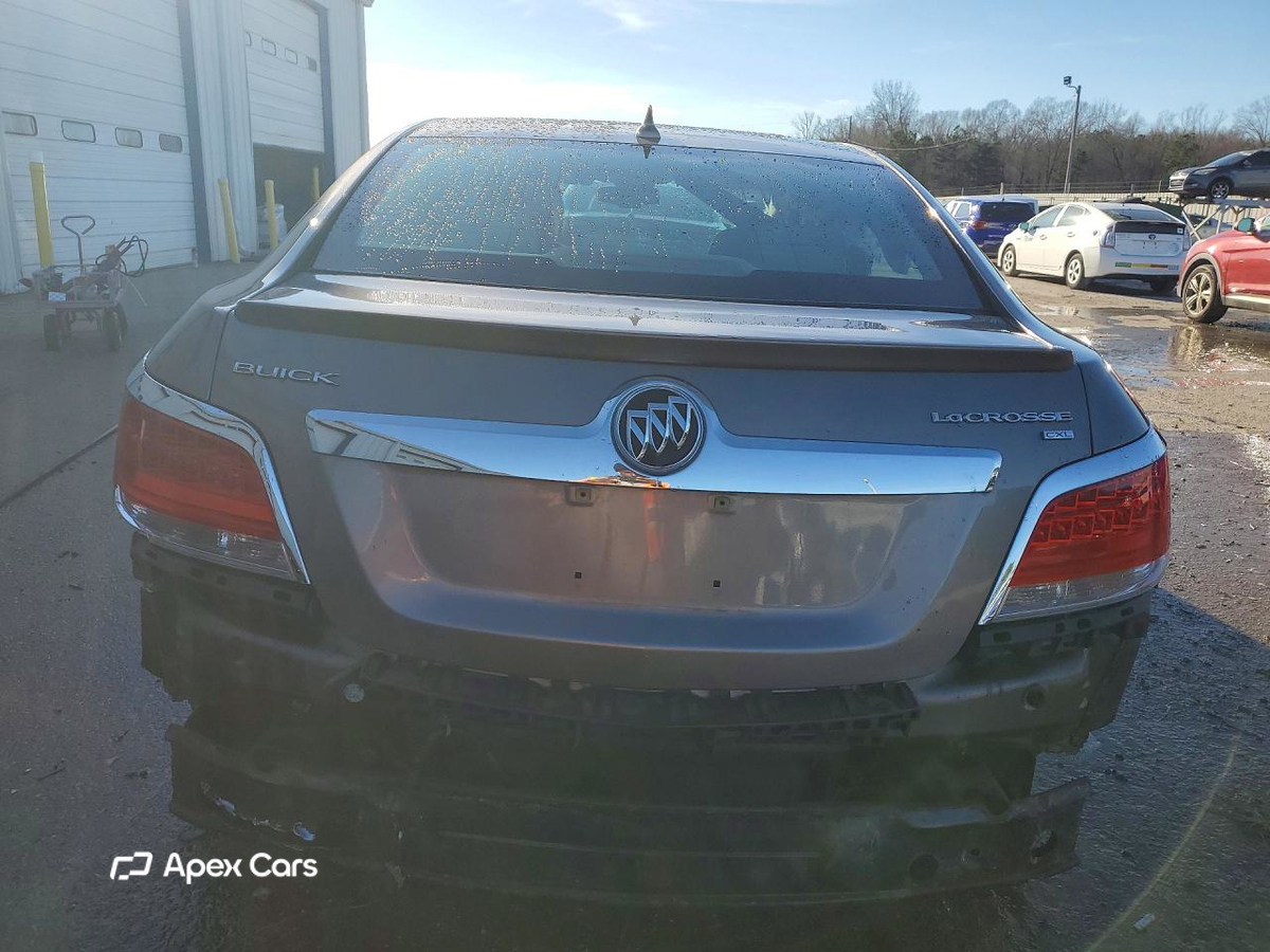 Buick LaCrosse 2011