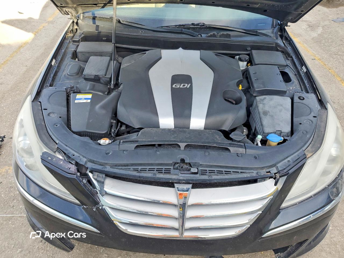 Hyundai Genesis 2012