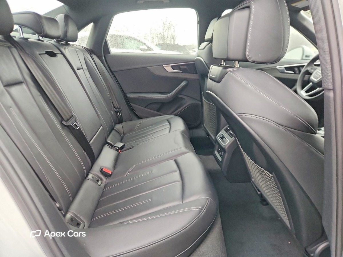 Audi A4 2023