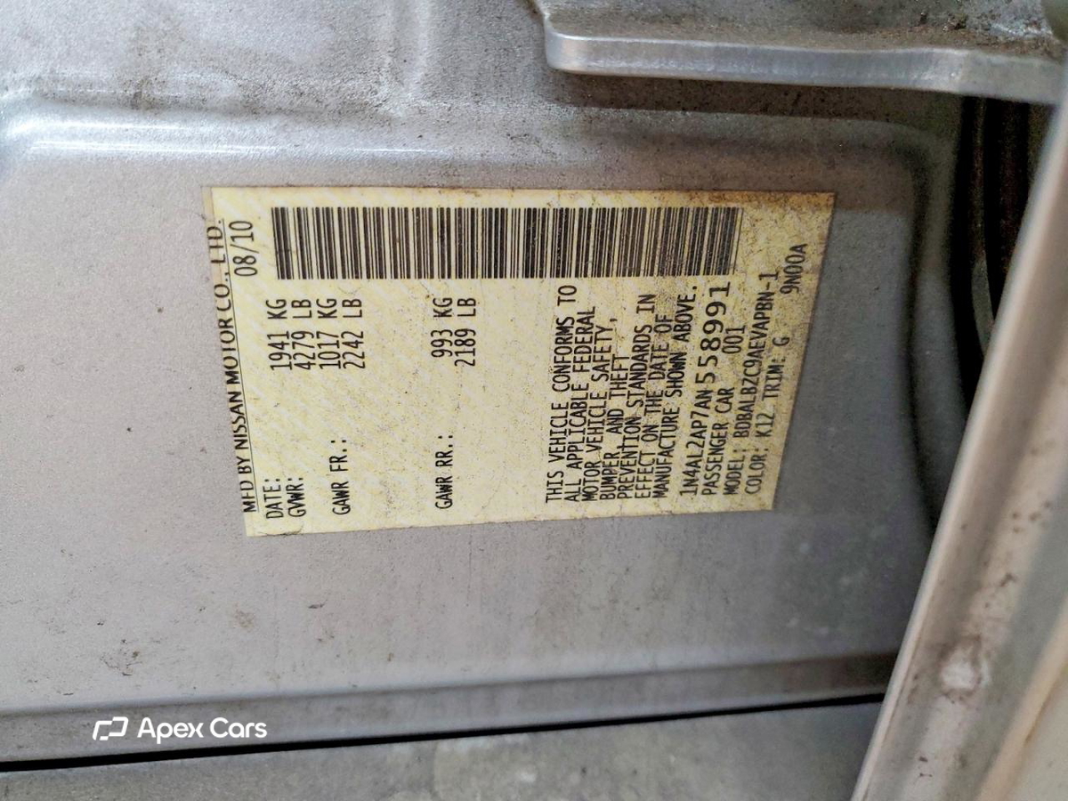Nissan Altima 2010