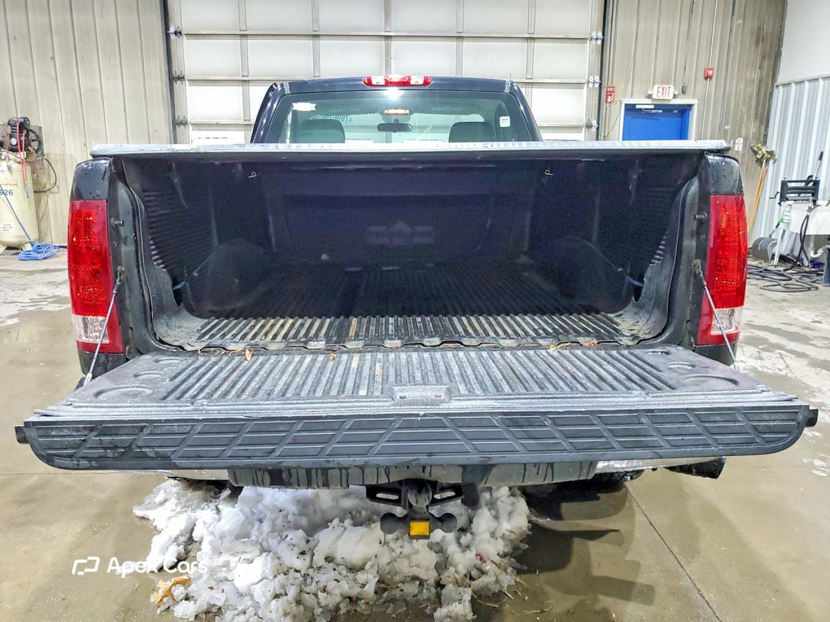 GMC Sierra 2011