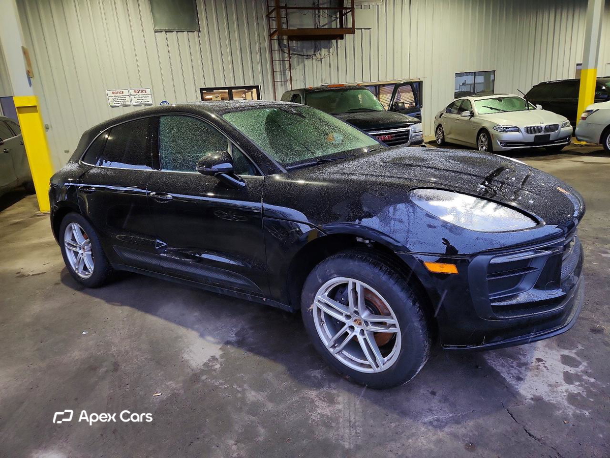 Porsche Macan 2025