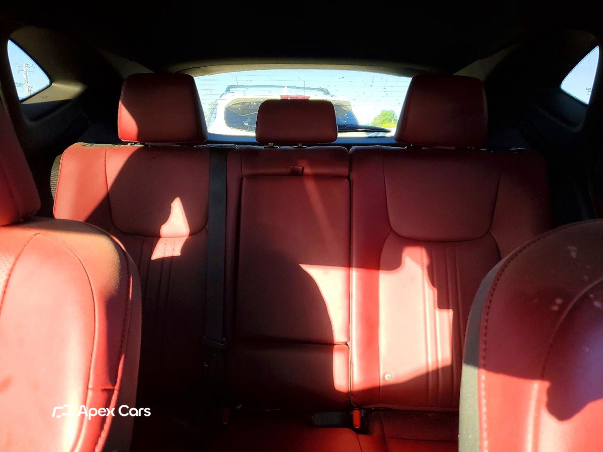 Lexus NX 2022