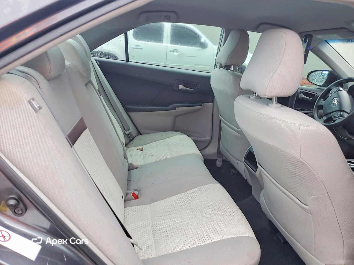 Toyota Camry 2012