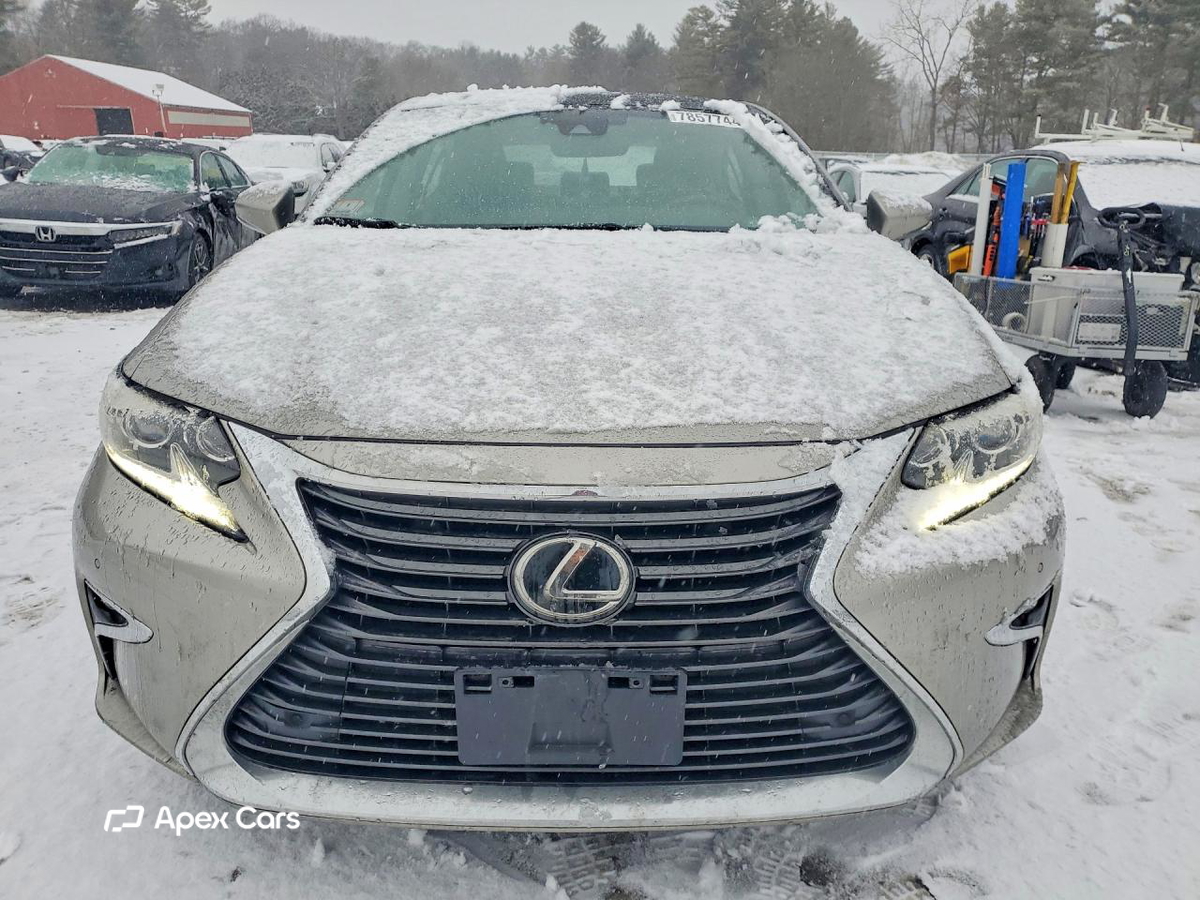 Lexus ES 2016