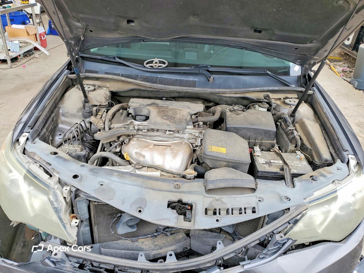 Toyota Camry 2012