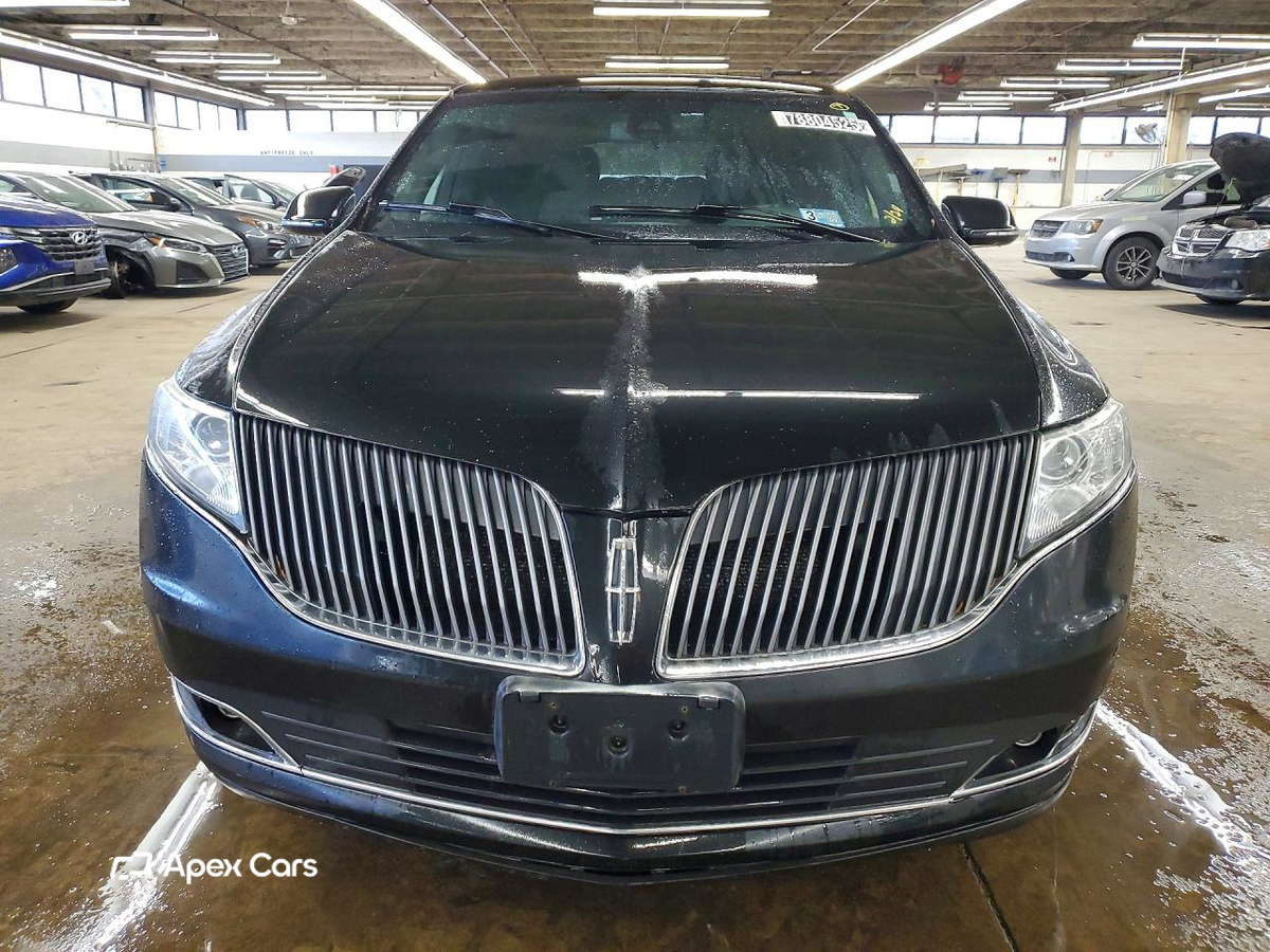 Lincoln MKT 2015