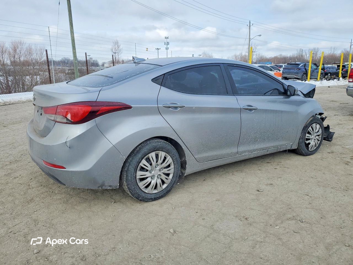Hyundai Elantra 2016