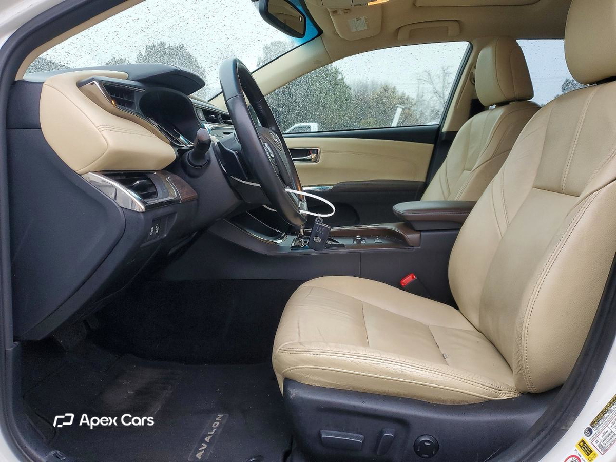 Toyota Avalon 2013