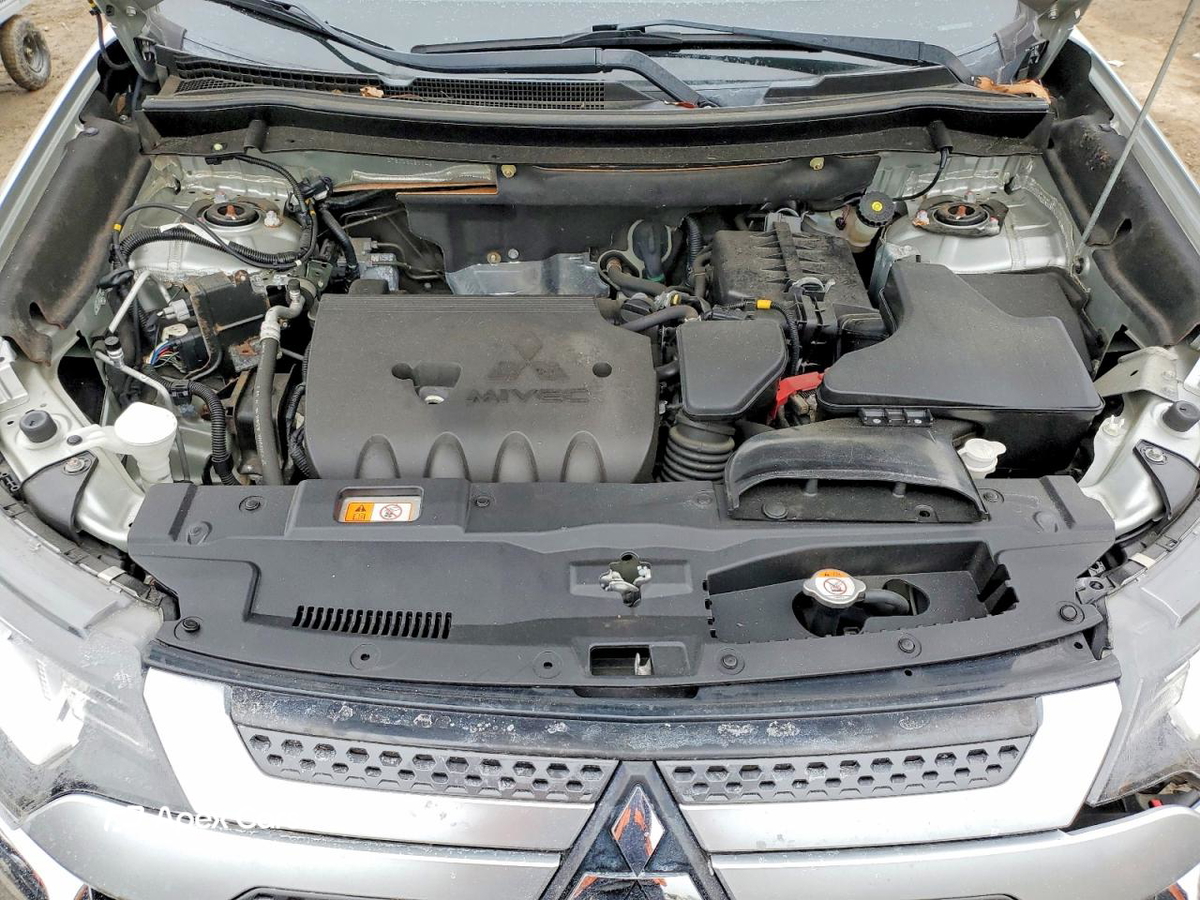 Mitsubishi Outlander 2020