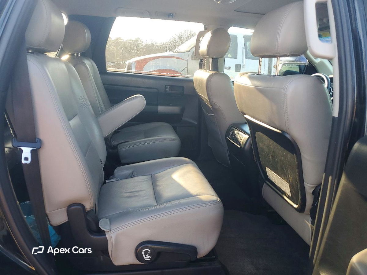 Toyota Sequoia 2012