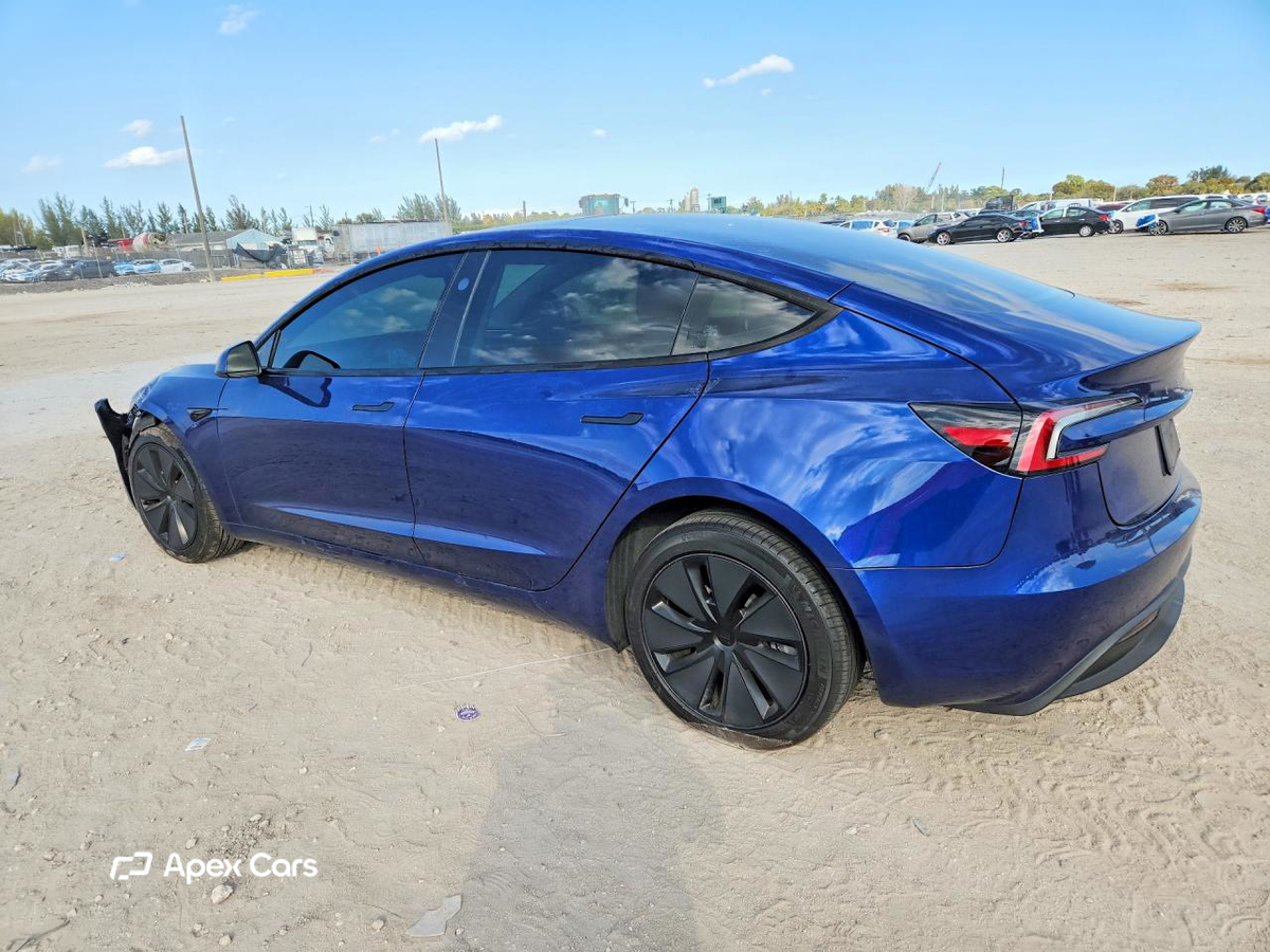 Tesla Model 3 2025