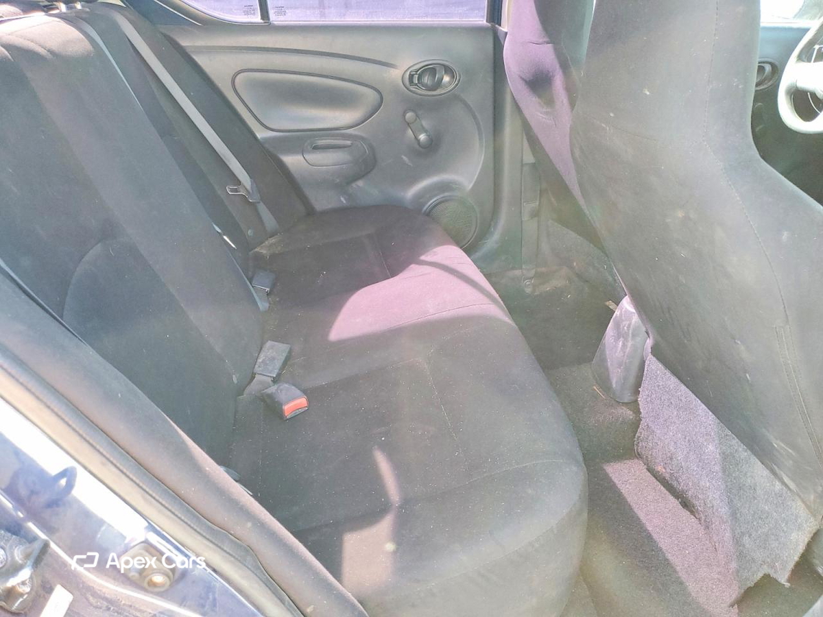 Nissan Versa 2014
