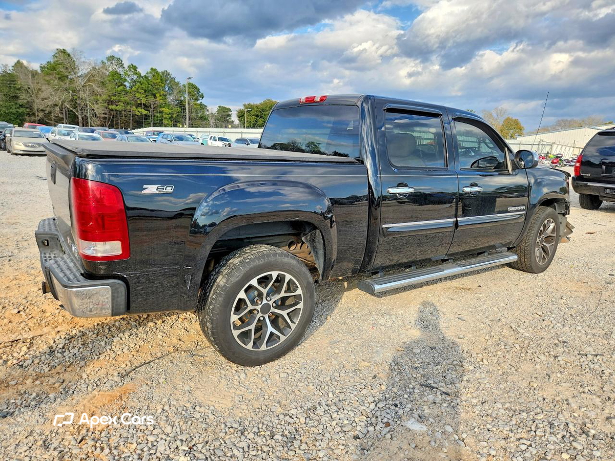 GMC Sierra 2011