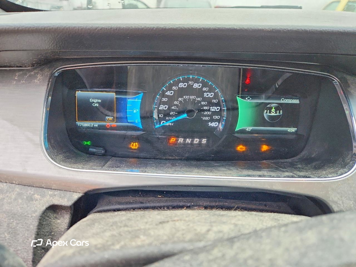 Ford Taurus 2015
