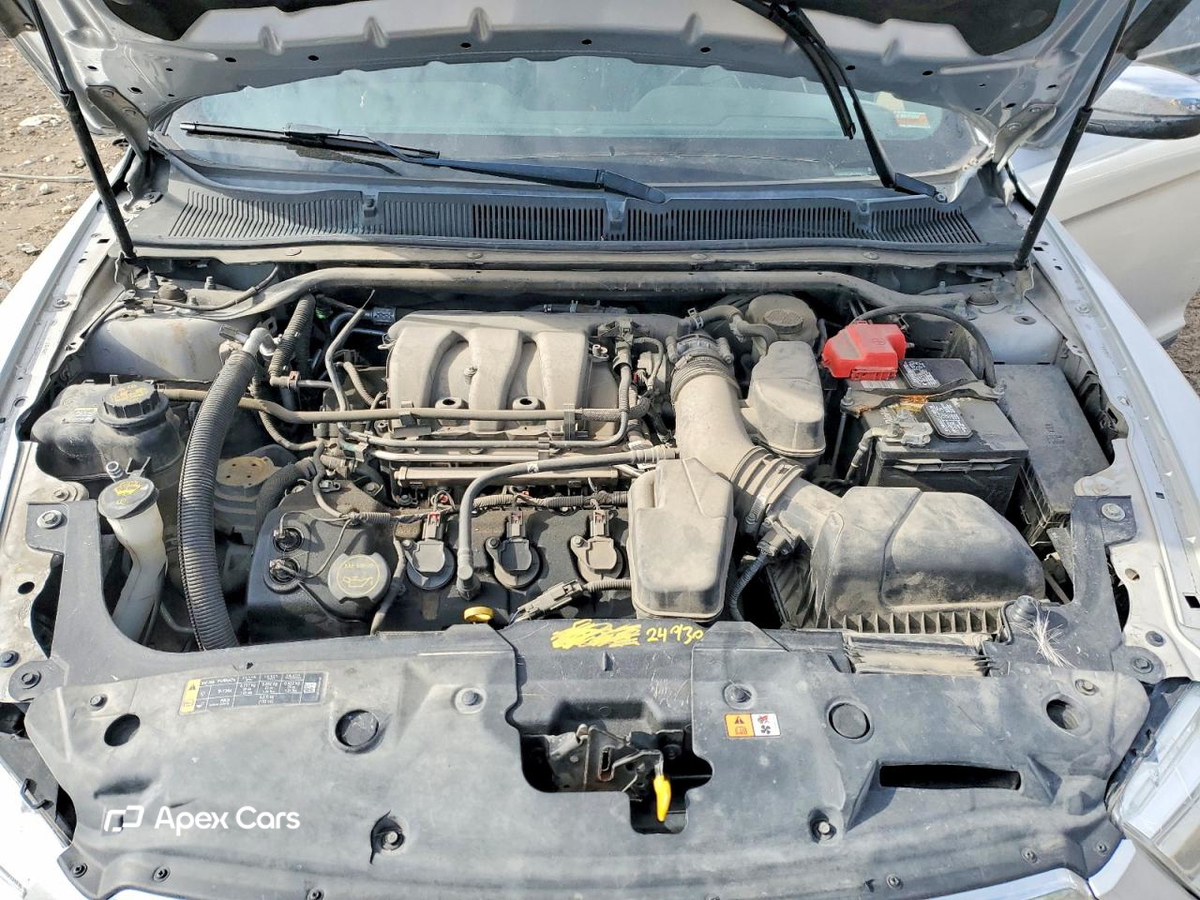 Ford Taurus 2015