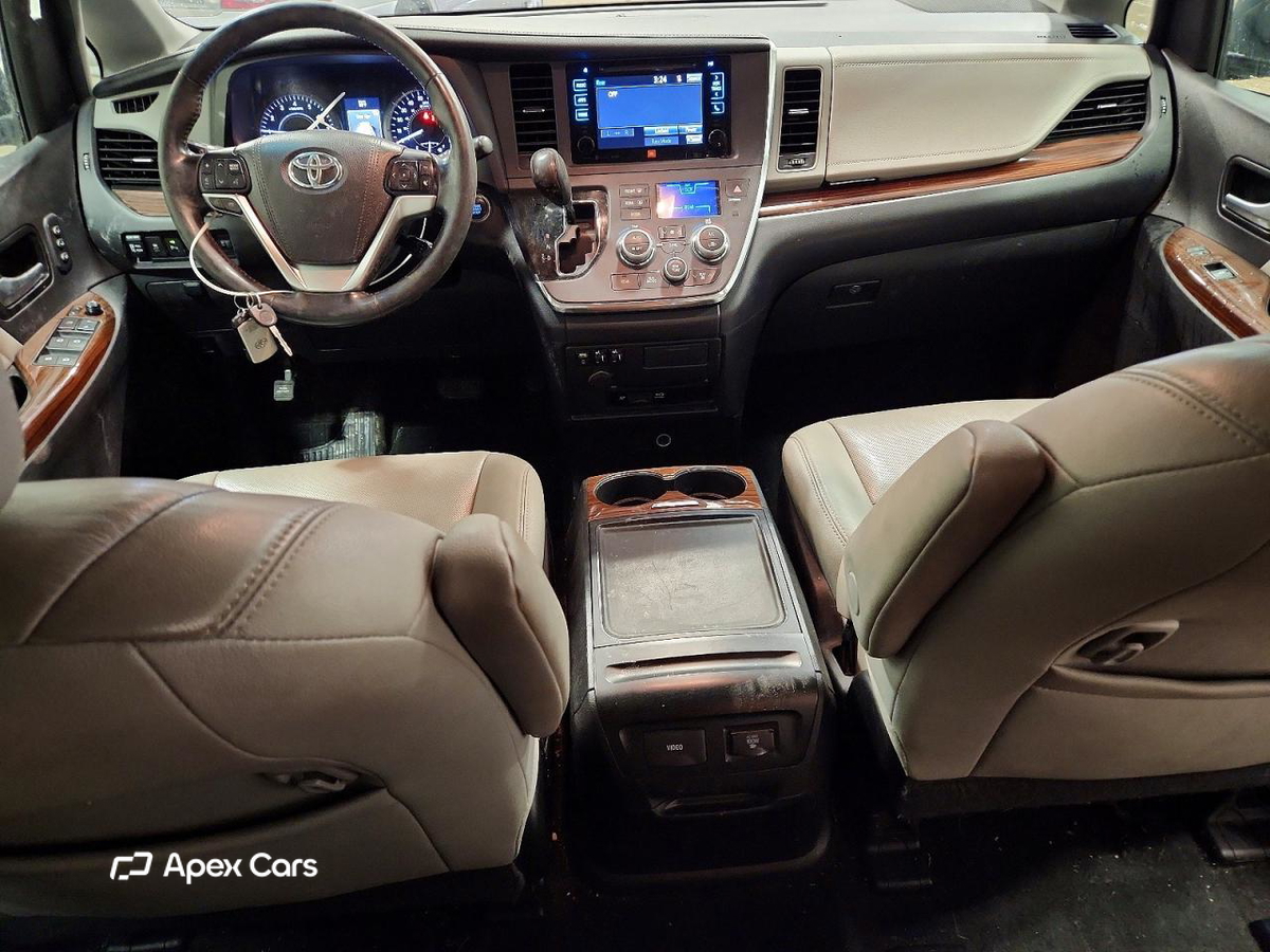 Toyota Sienna 2017