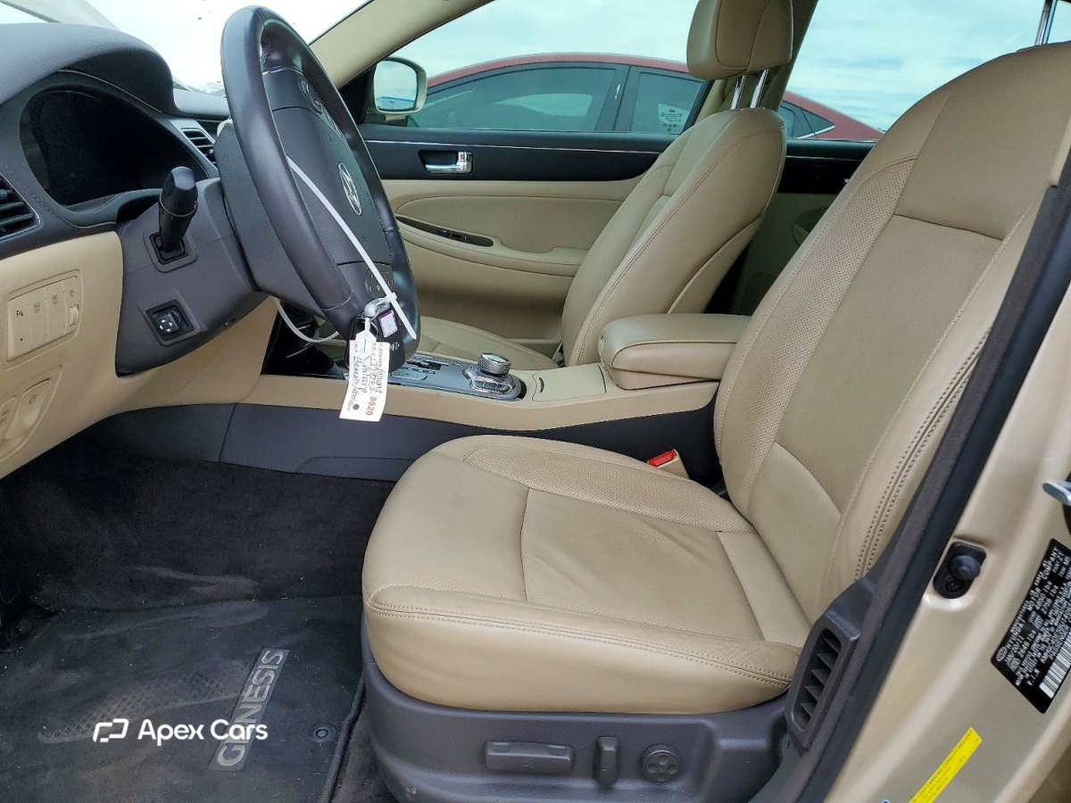 Hyundai Genesis 2011