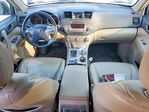 Toyota Highlander 2011