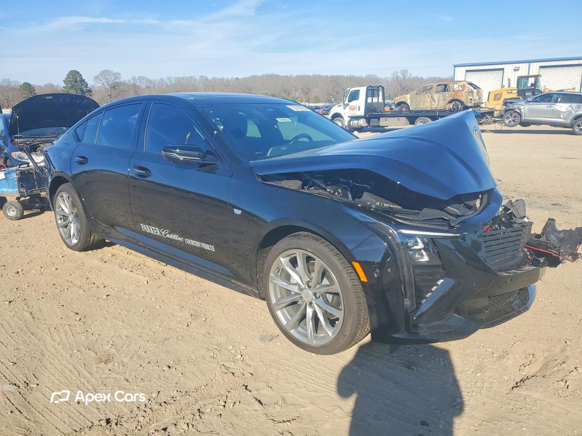 Cadillac CT5 2026