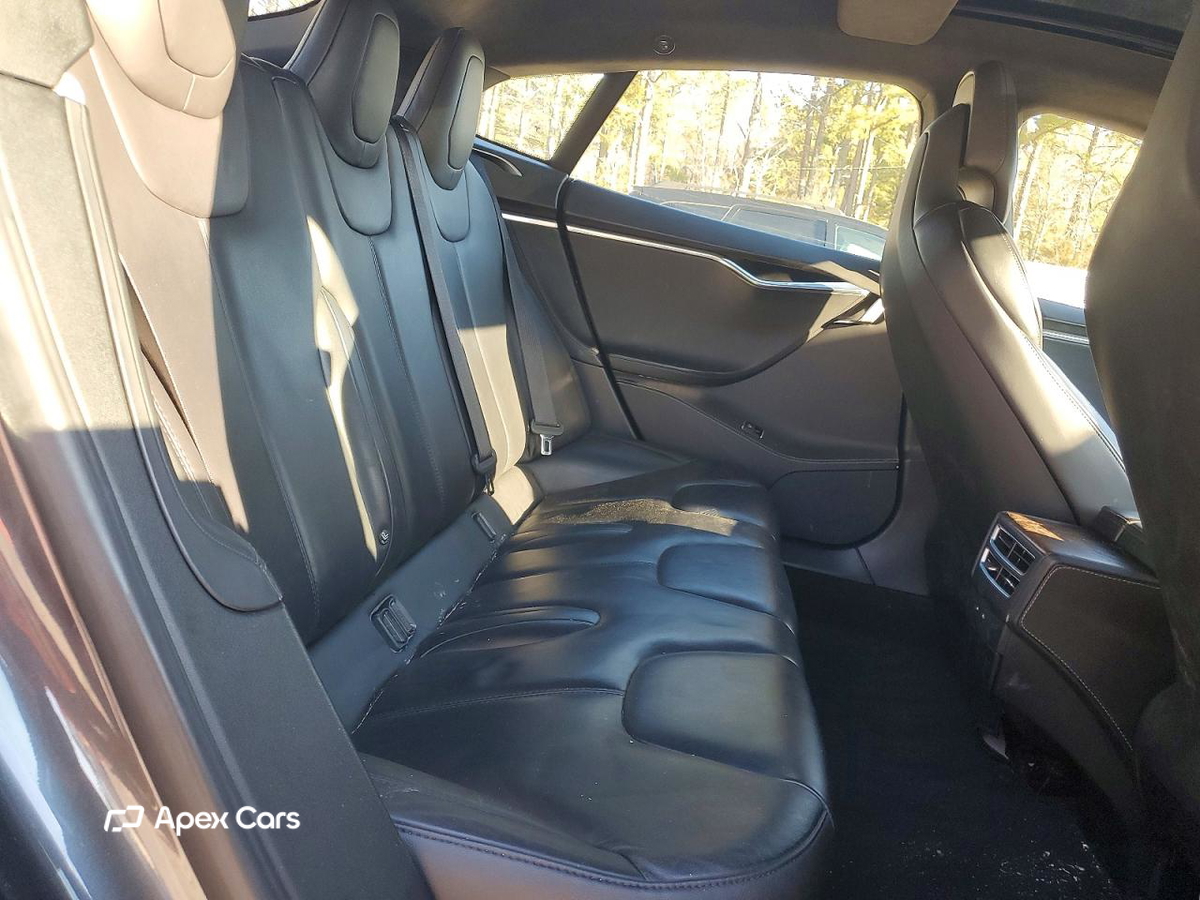 Tesla Model S 2017