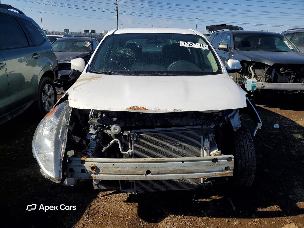 Nissan Versa 2019