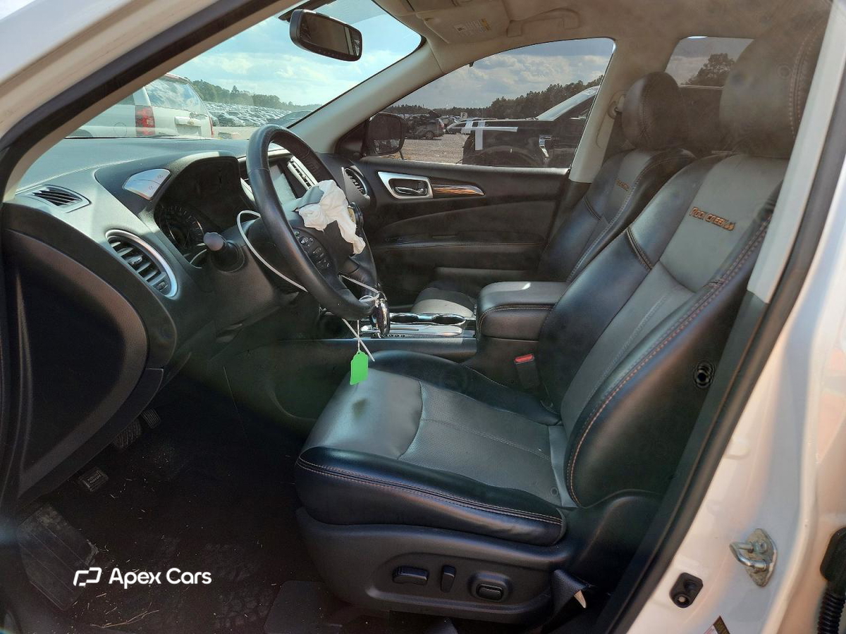 Nissan Pathfinder 2019