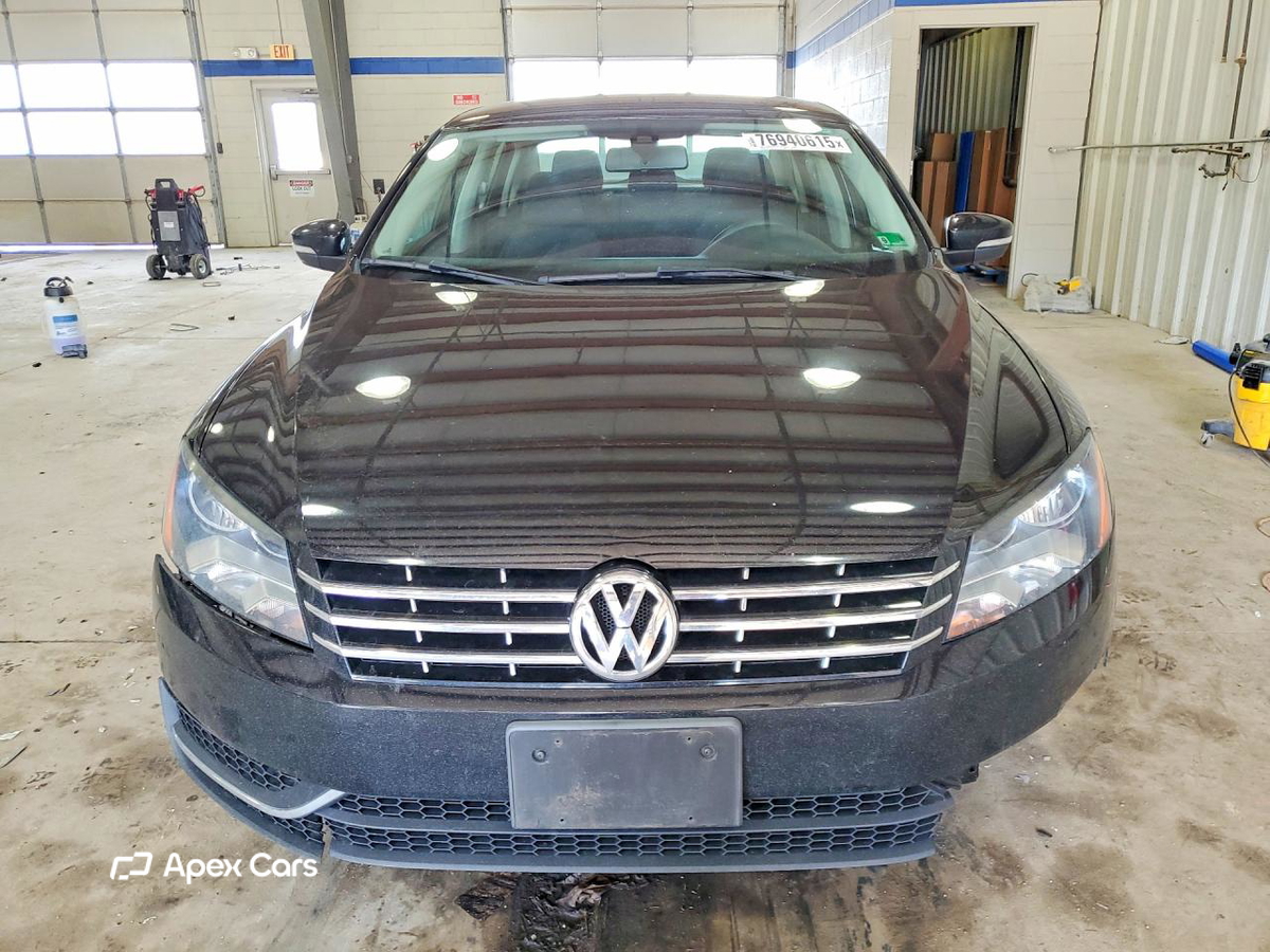 Volkswagen Passat 2013