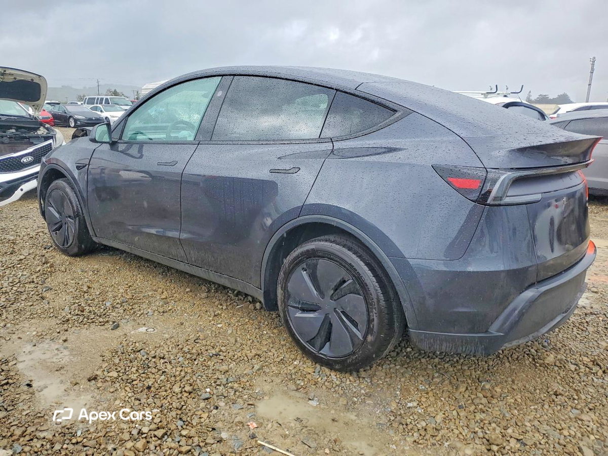 Tesla Model Y 2026