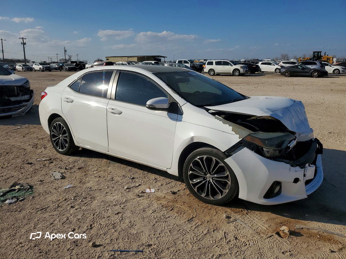 Toyota Corolla 2015