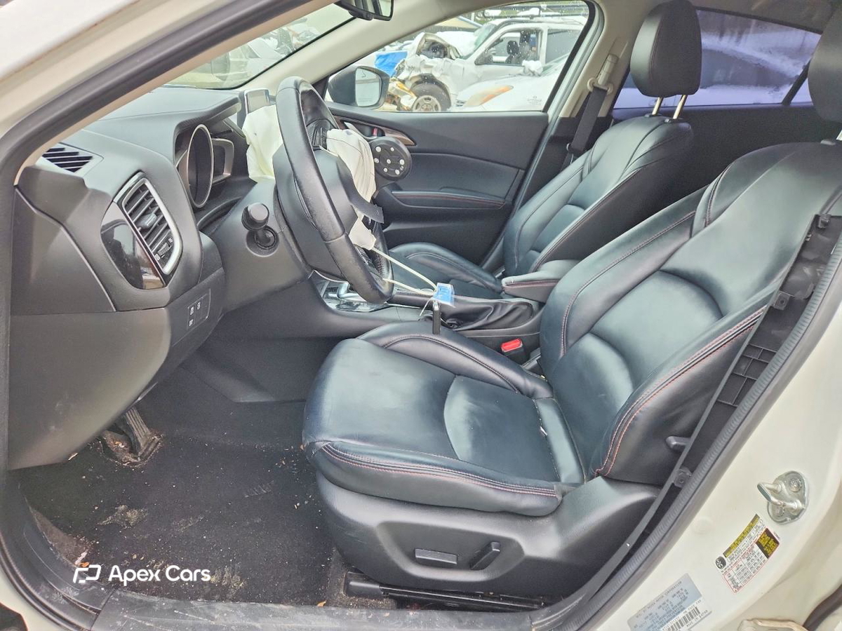 Mazda 3 2016