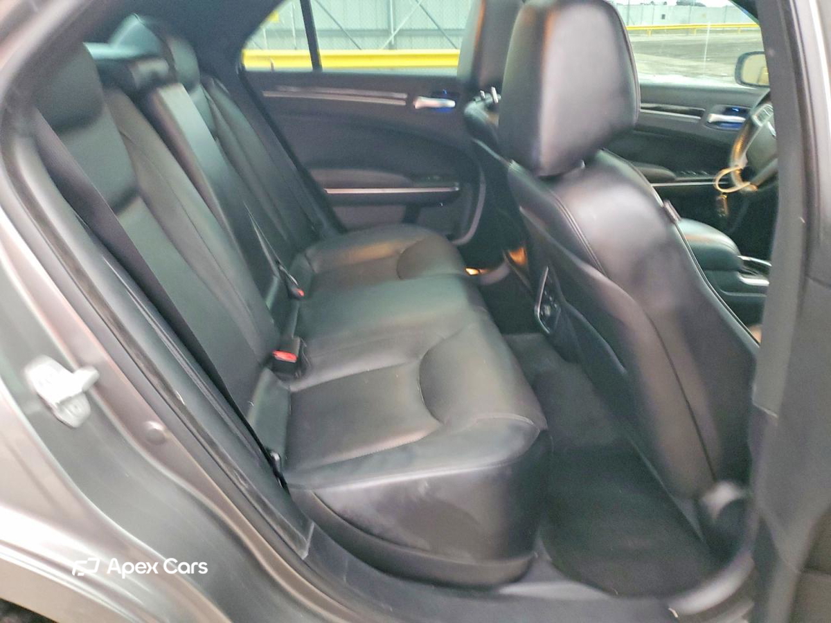 Chrysler 300 2012
