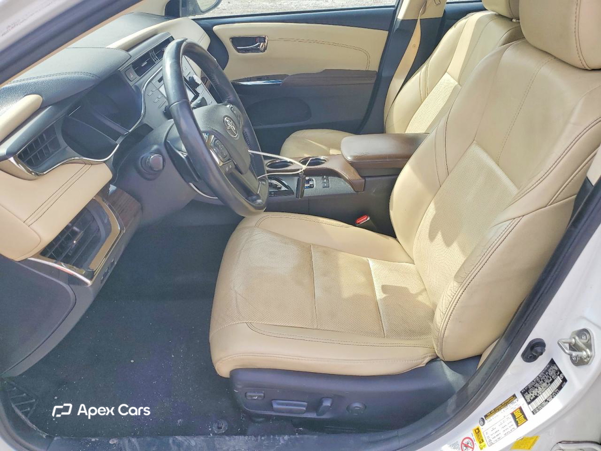 Toyota Avalon 2015