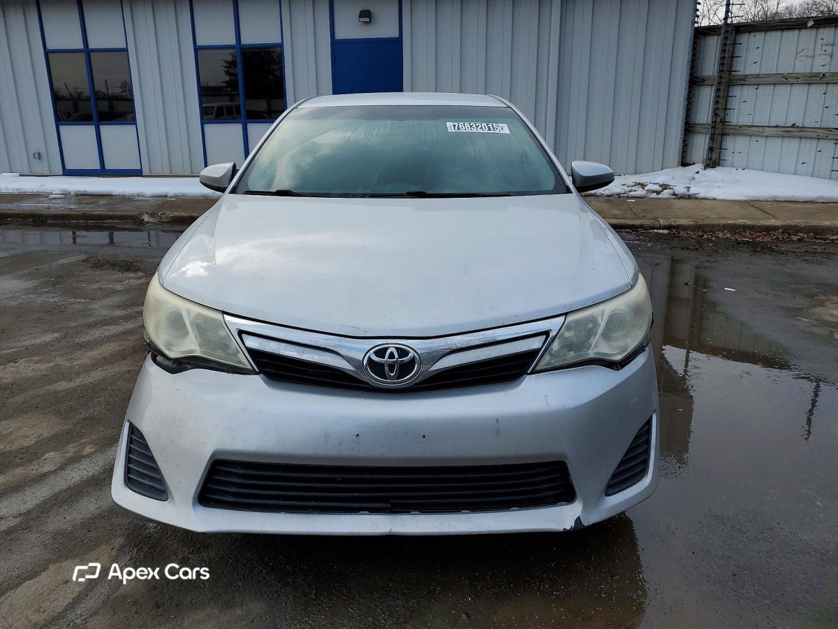 Toyota Camry 2012