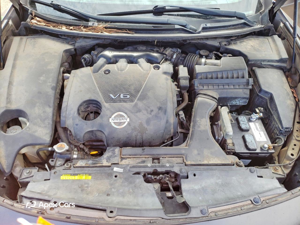 Nissan Maxima 2012