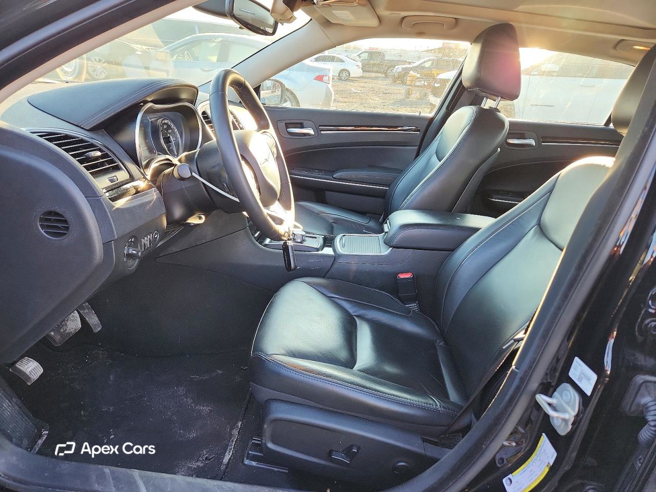 Chrysler 300 2023