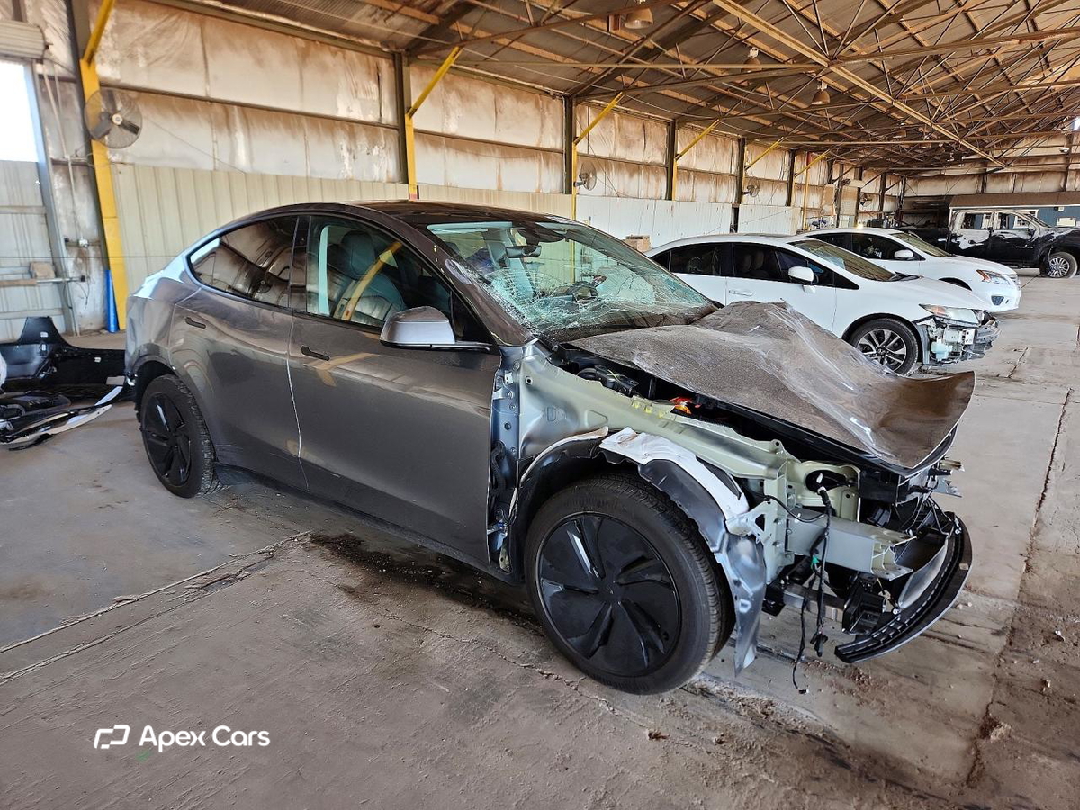 Tesla Model Y 2026