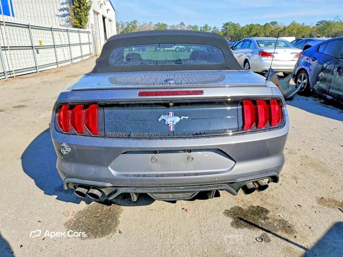 Ford Mustang 2021