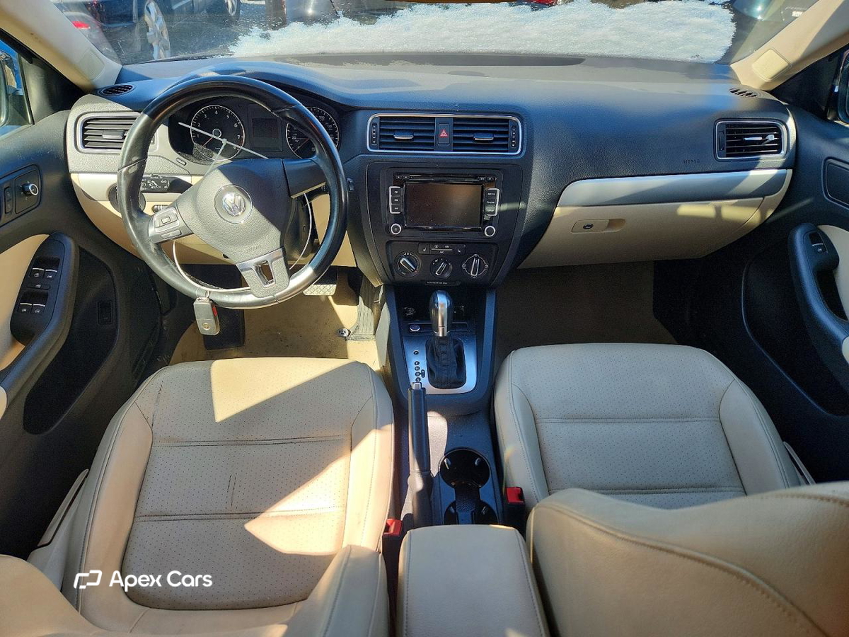 Volkswagen Jetta 2014