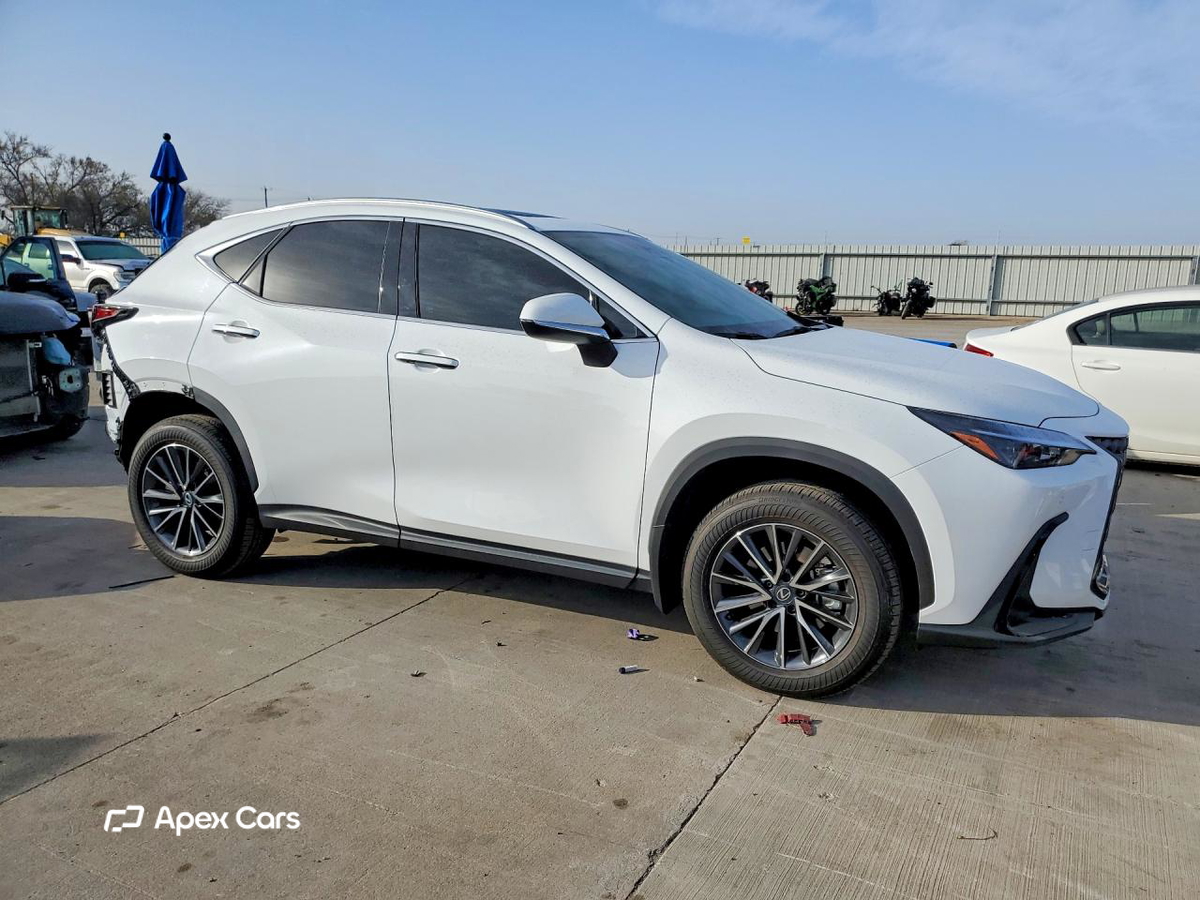 Lexus NX 2026
