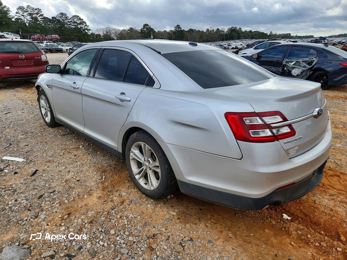Ford Taurus 2017